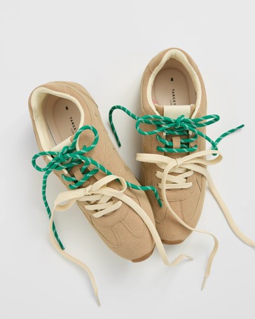 Retro Sneaker - Lianna