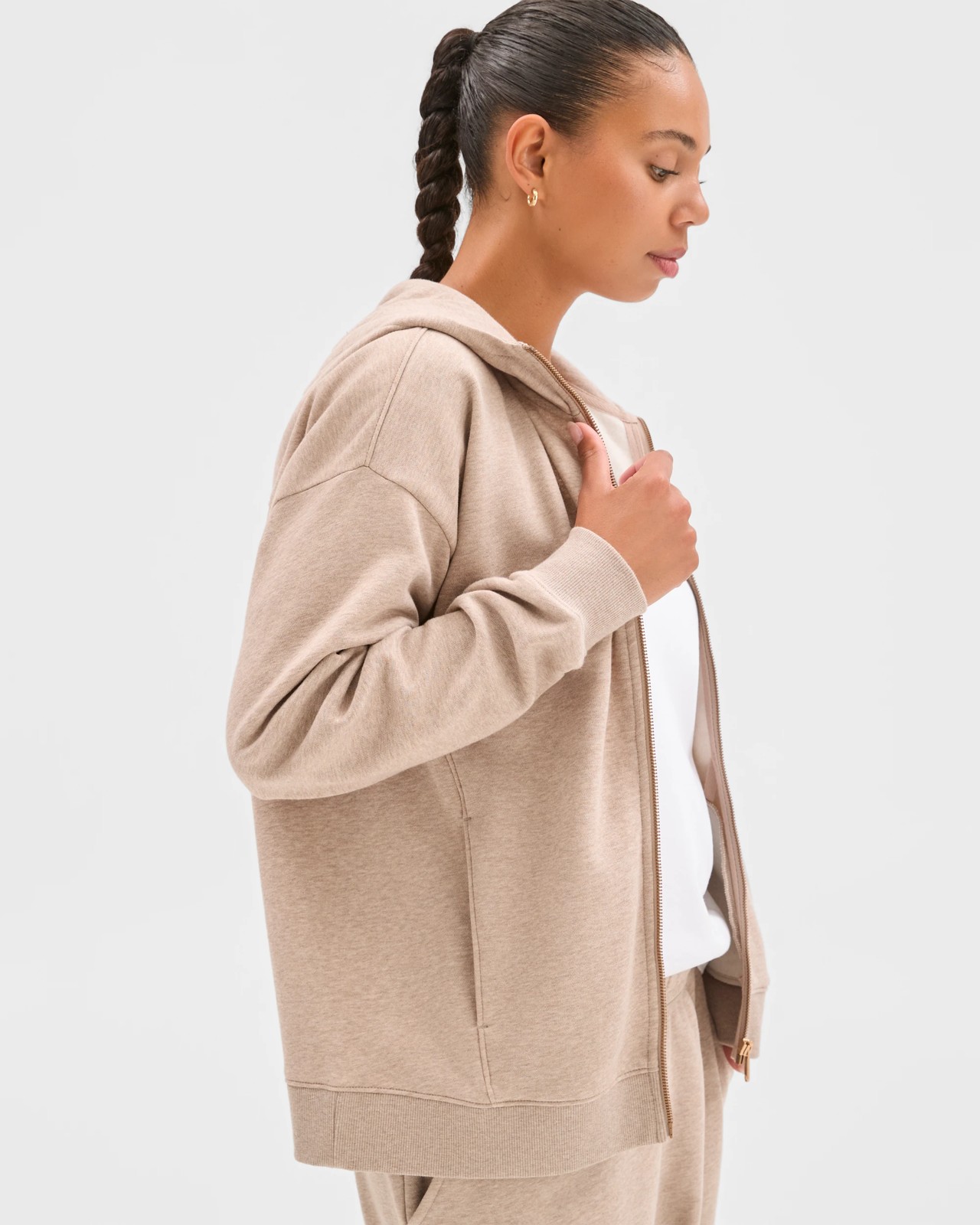 230_72089668_2+230T7208