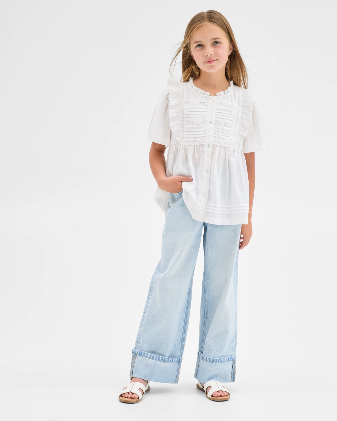 Wide Leg Cuffed Denim Jeans - Light Wash 4 of 5