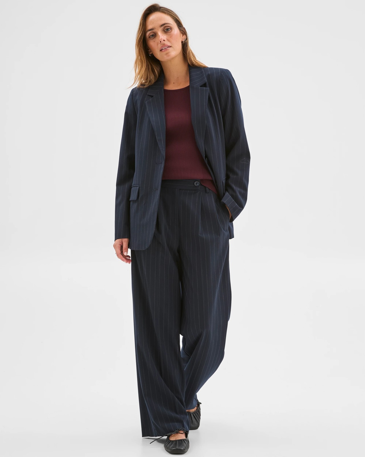 Preview Single Breasted Tailored Blazer 2 of 6
