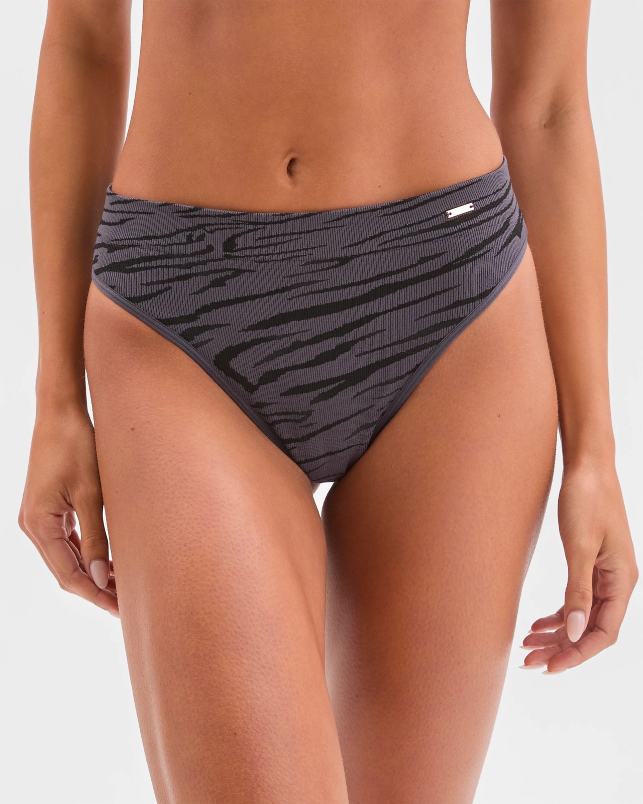 193_71989204_2+193T7198