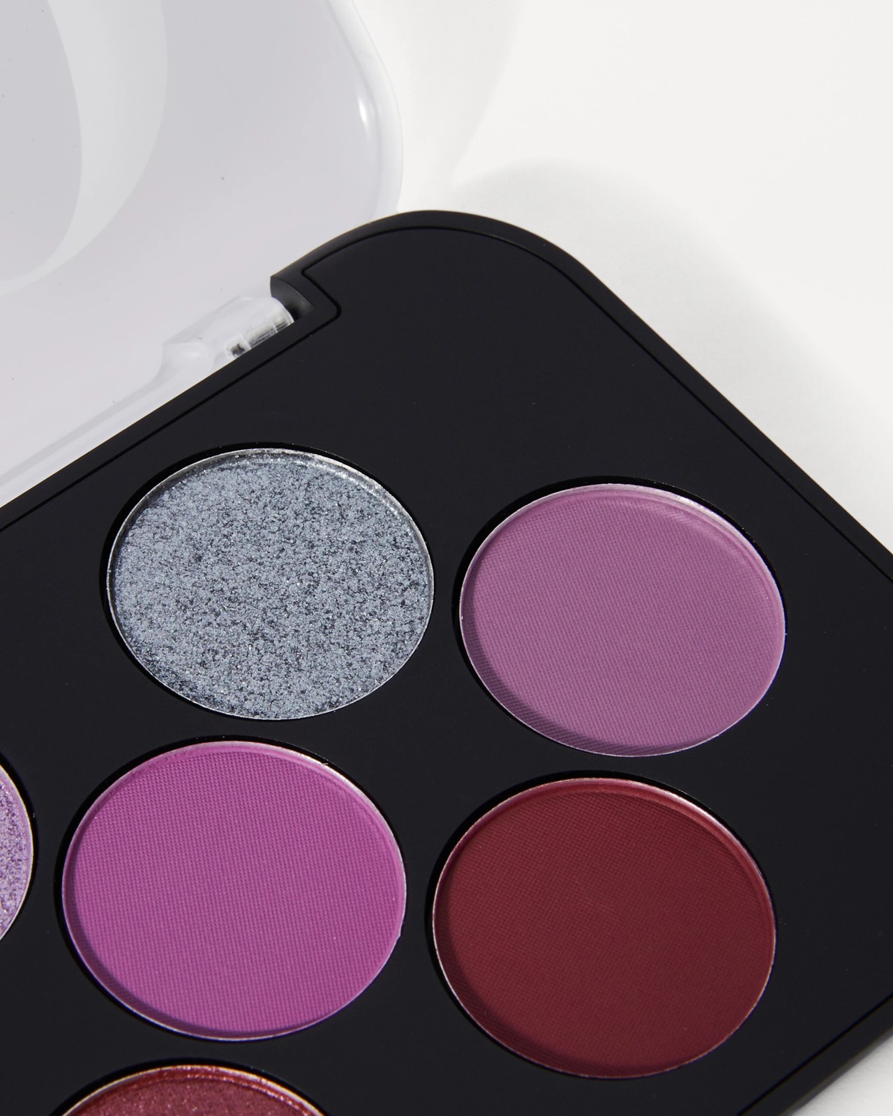 OXX Beauty 9 Shades Eyeshadow Palette - Plum Seduction 3 of 5