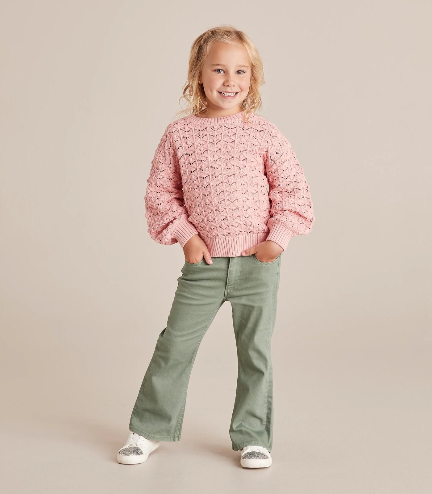 340_67377190_12+233469