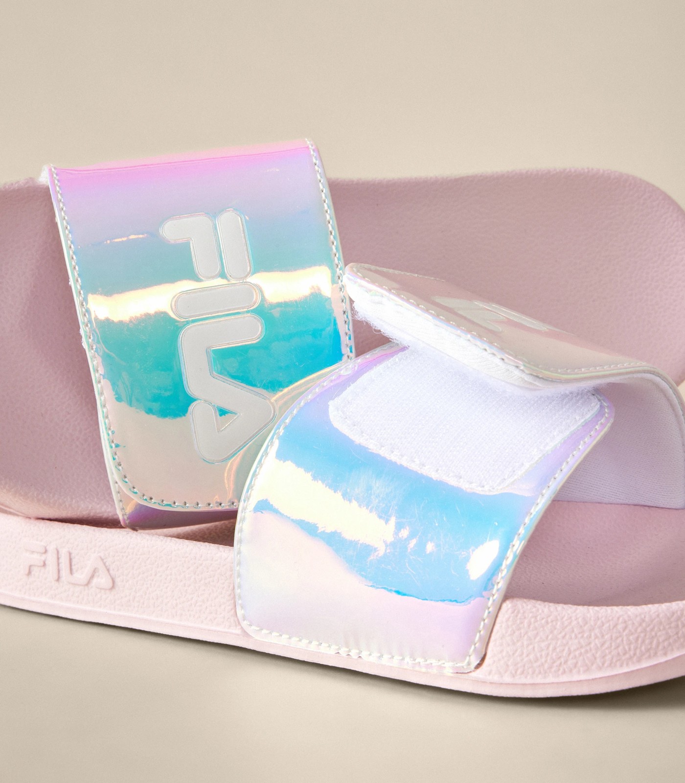 Fila deals pink holographic