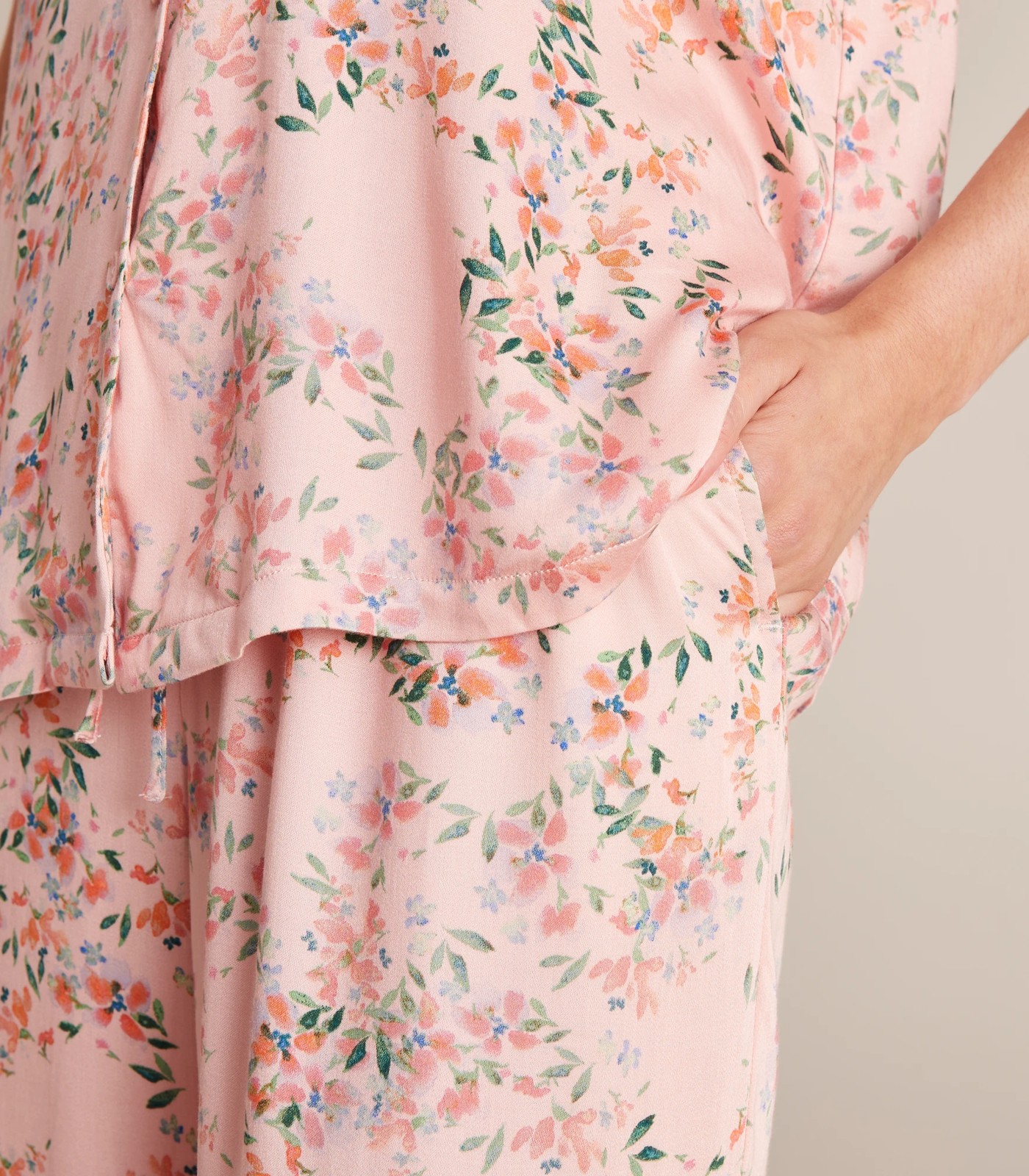 67142255_28+22AB6C_80