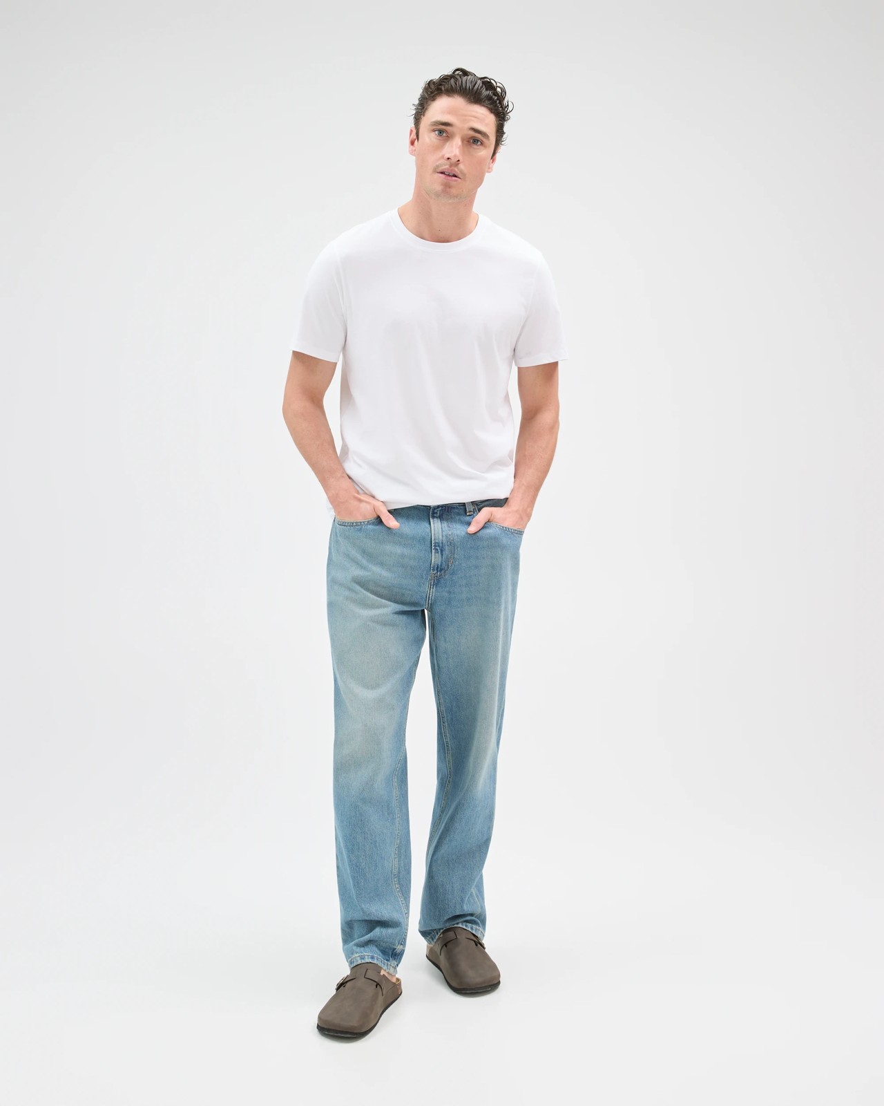 Relaxed Straight Fit Denim Jeans - Vintage Mid Wash 2 of 6