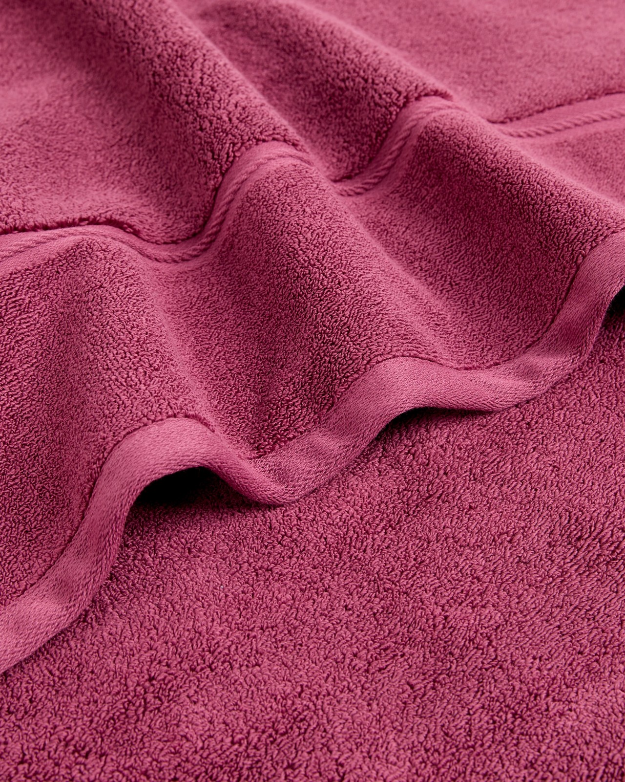 590_72081174_2+590T7208