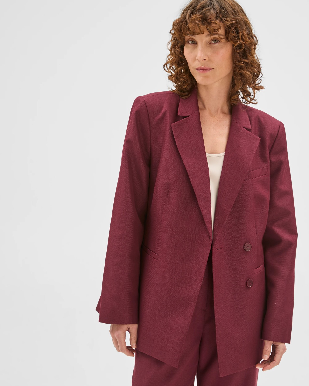 Preview Textured Tailored Cinch Waist Blazer - Sangria 3 of 5