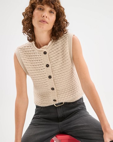 Basket Stitch Ruffle Neck Vest