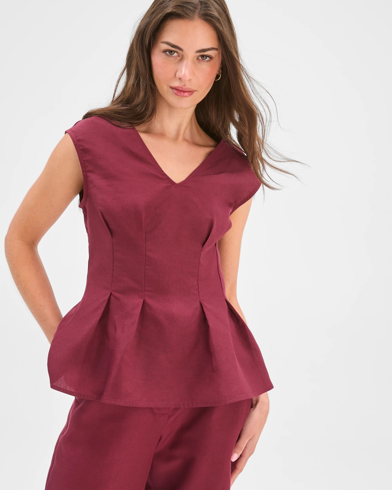 Petites European Linen Blend Sleeveless Top 5 of 5