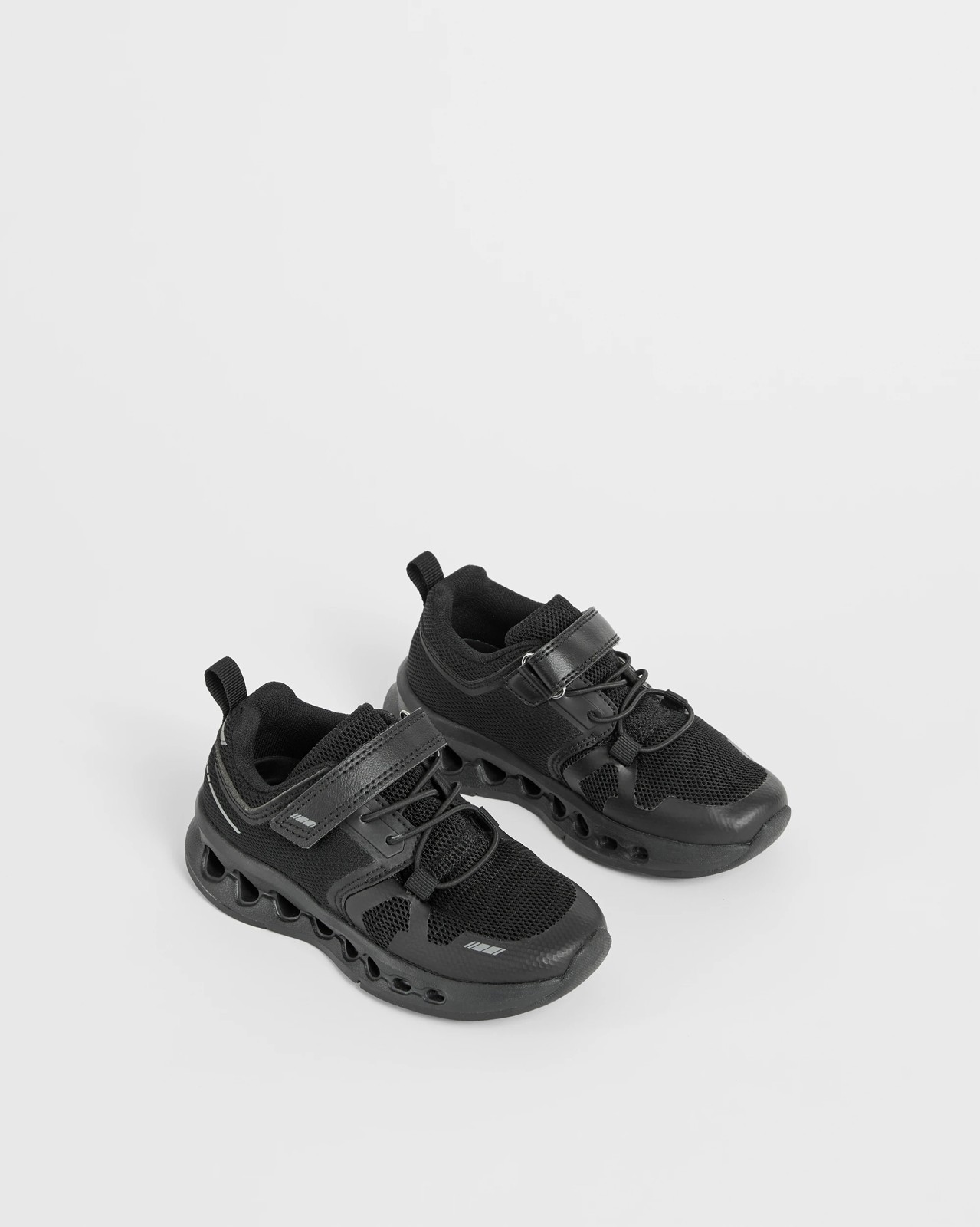 Junior/Senior Expert Runners - Black Mono 2 of 3