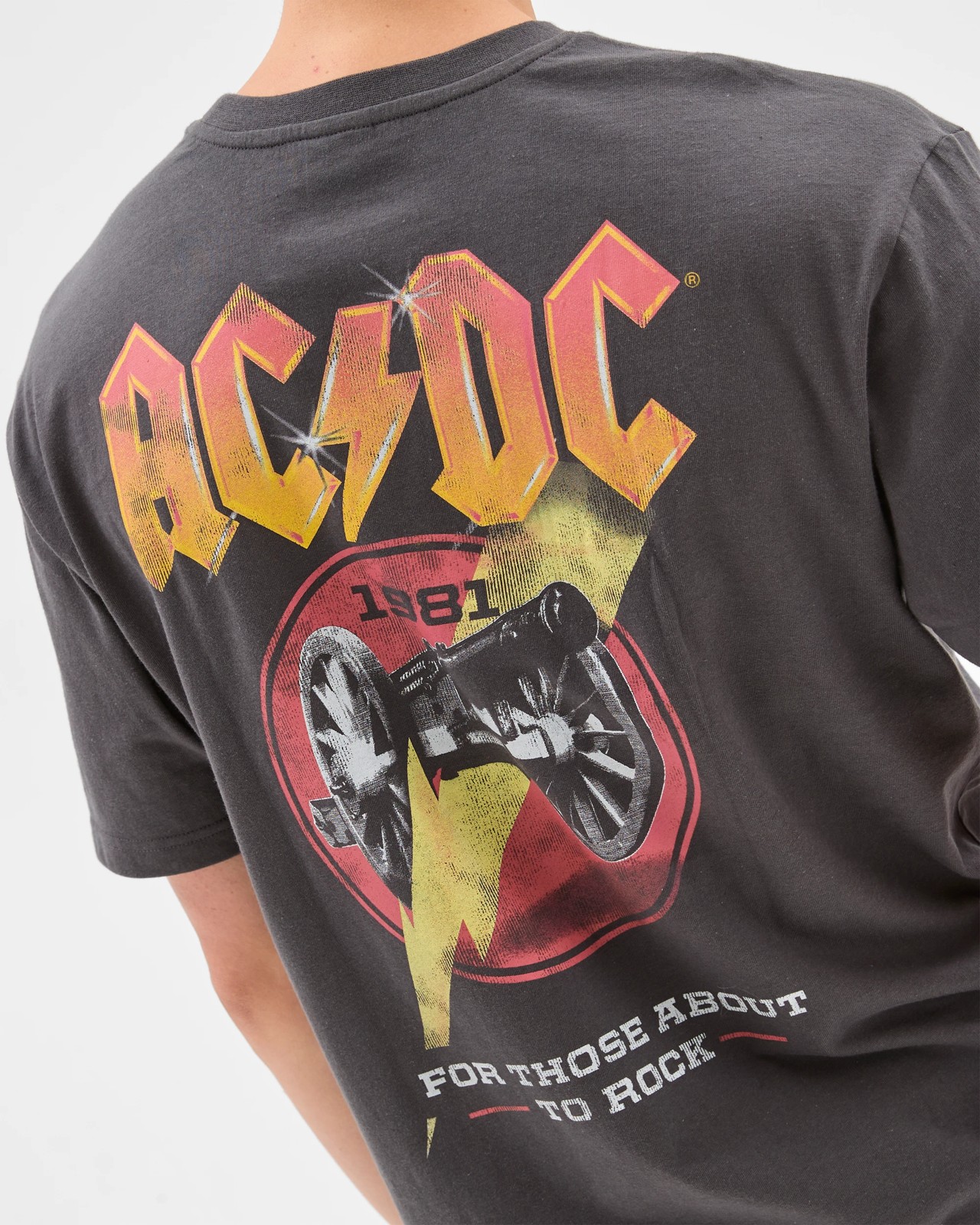 465_71830681_5+465T7183