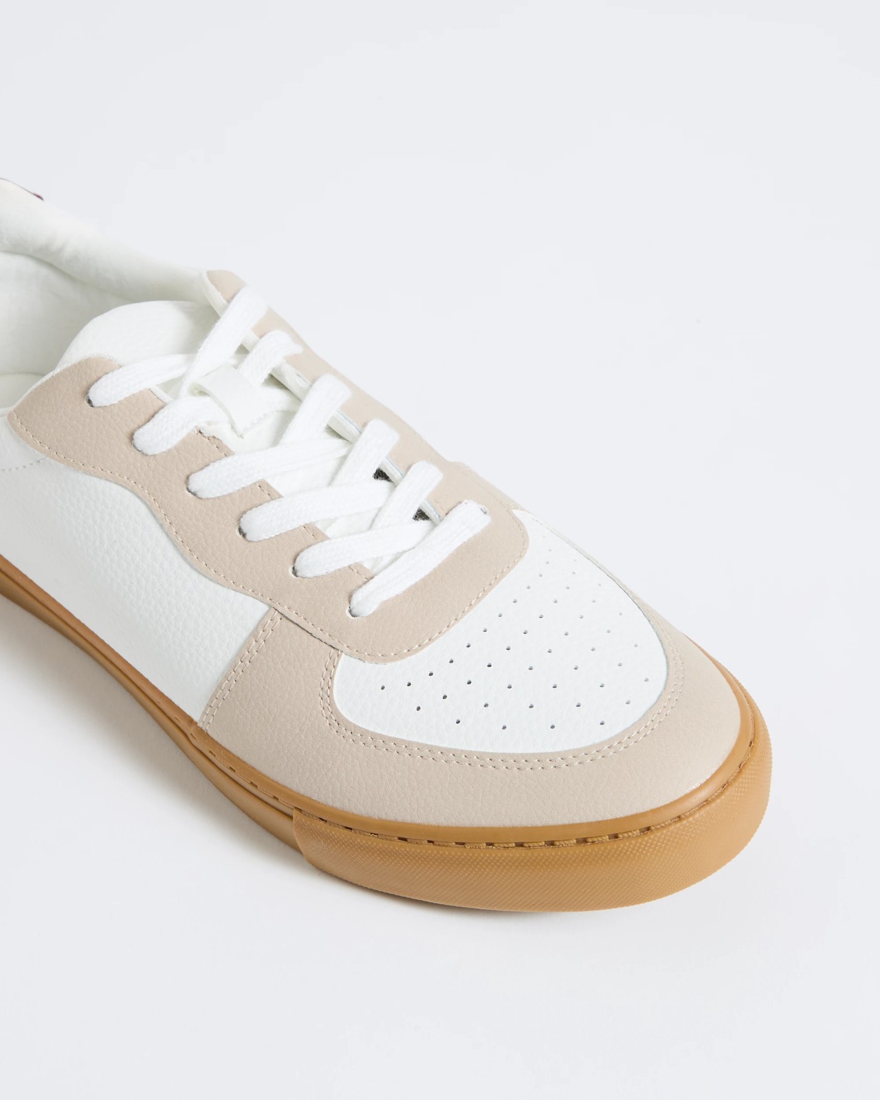 Pebble Skate Sneakers - Mono White 3 of 3