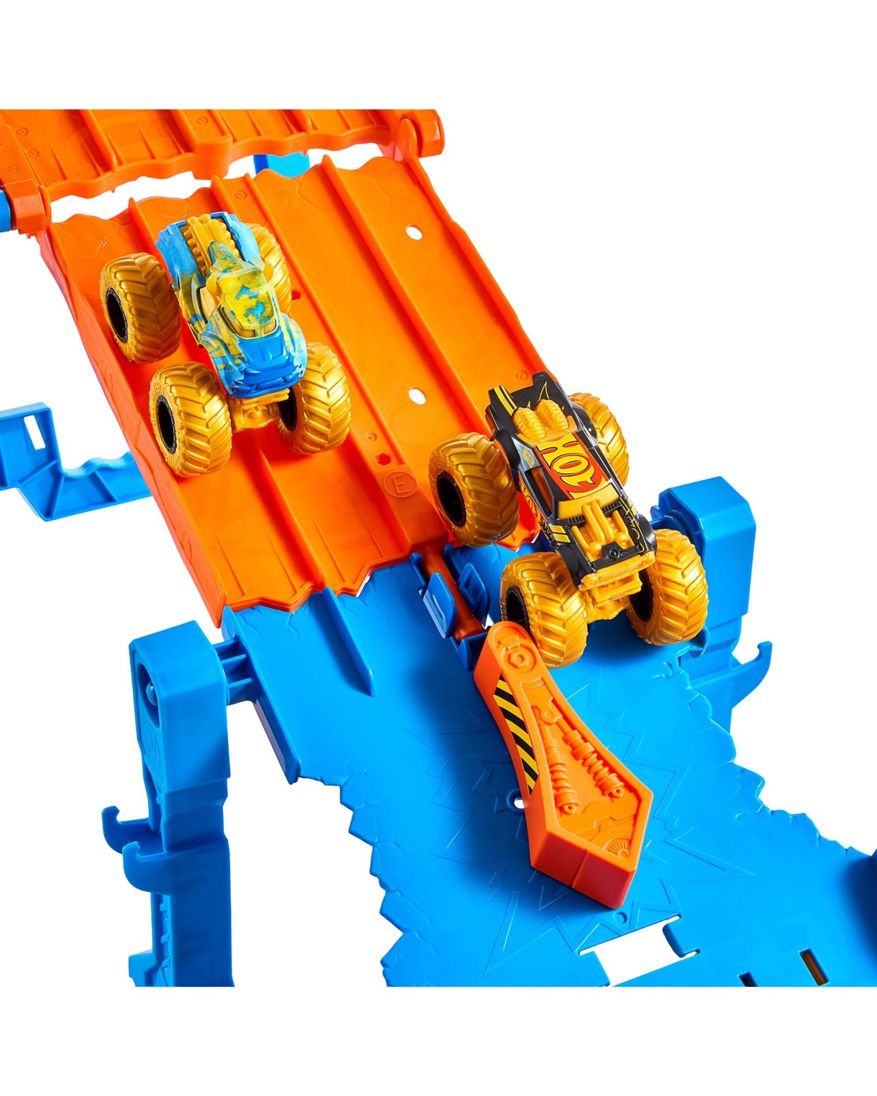 Hot Wheels Monster Trucks Dual Terrain Raceway 5 of 6