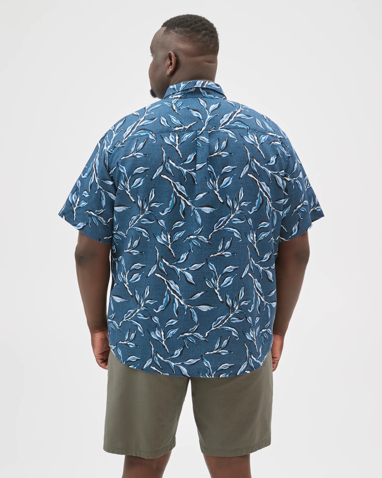 Plus Size European Linen Short Sleeve Print Shirt 5 of 5