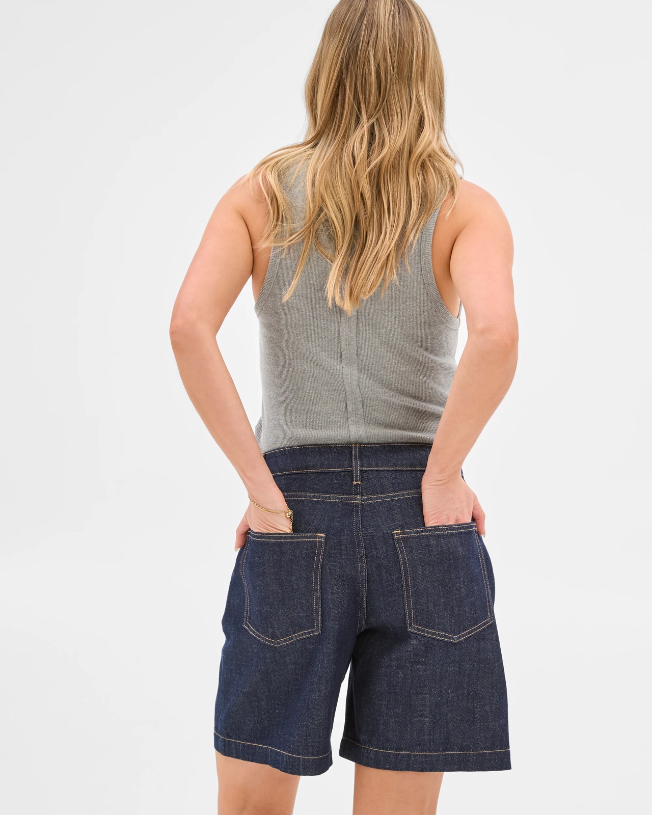 250_71884769_4+250T7188