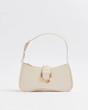 Is Uniqlo's Viral $20 Shoulder Bag Really Worth the Hype?