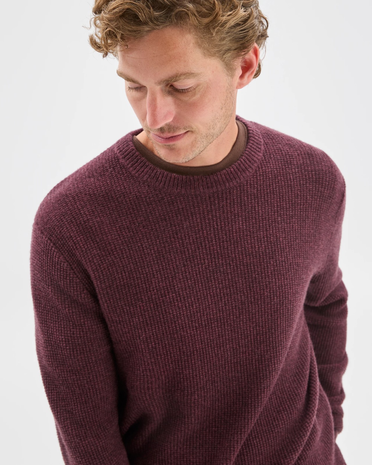 Lambswool Long Sleeve Crew Neck Knit Jumper - Burgundy 5 of 5