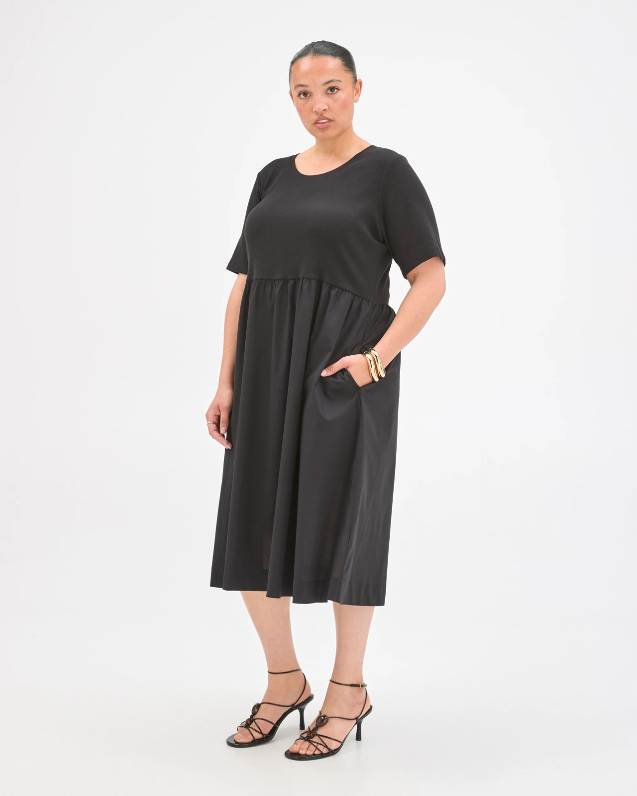 Plus Size Australian Cotton Short Sleeve Knit Woven Dress - Black 2 of 4