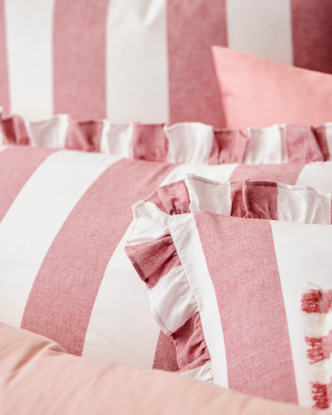 500_71223018_1+282F9D