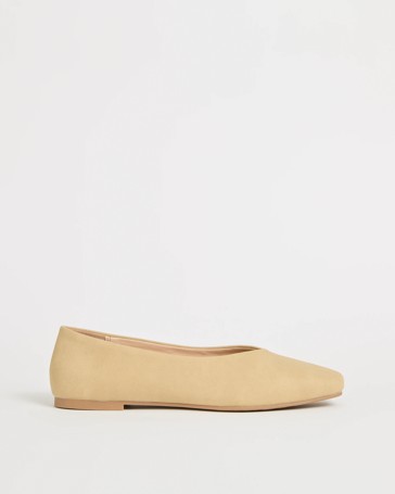 Sola Square Toe Ballet Flats