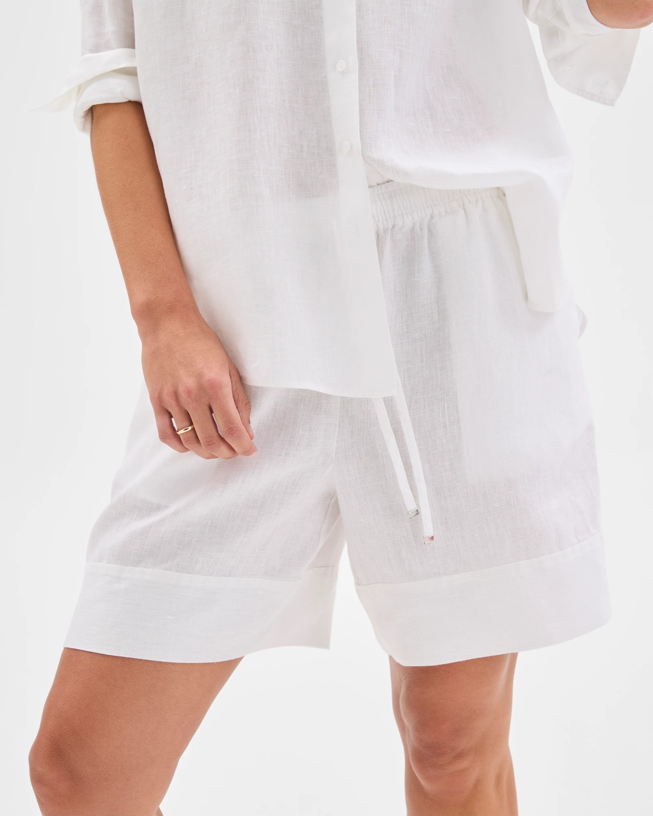 European Linen Long Shorts - White 5 of 6
