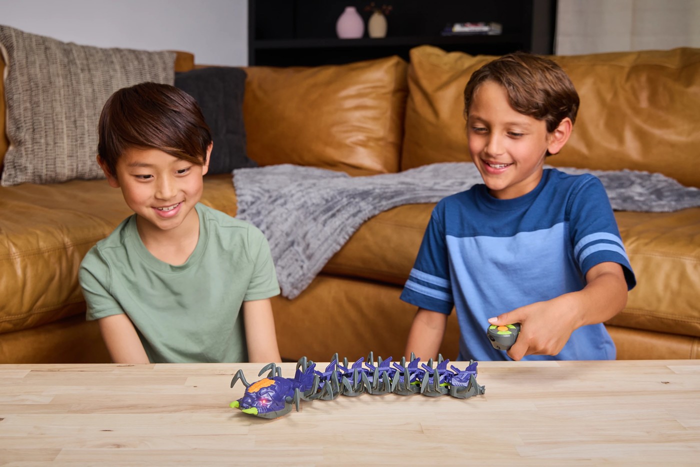 HEX BOTS Explodapede Remote Control Centipede 6 of 6