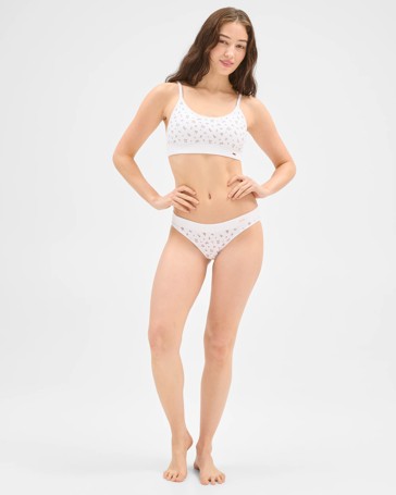 Lily Loves Rib and Lace Seamfree Crop Top