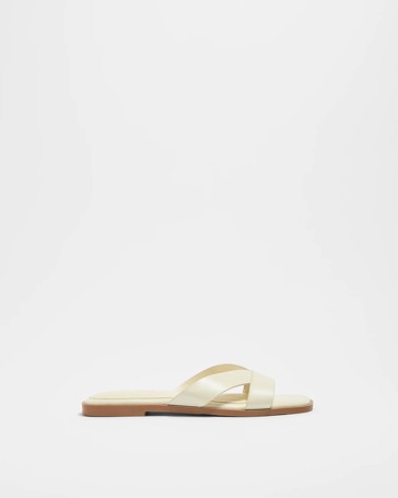 Womens Flat Sandal - Harmony