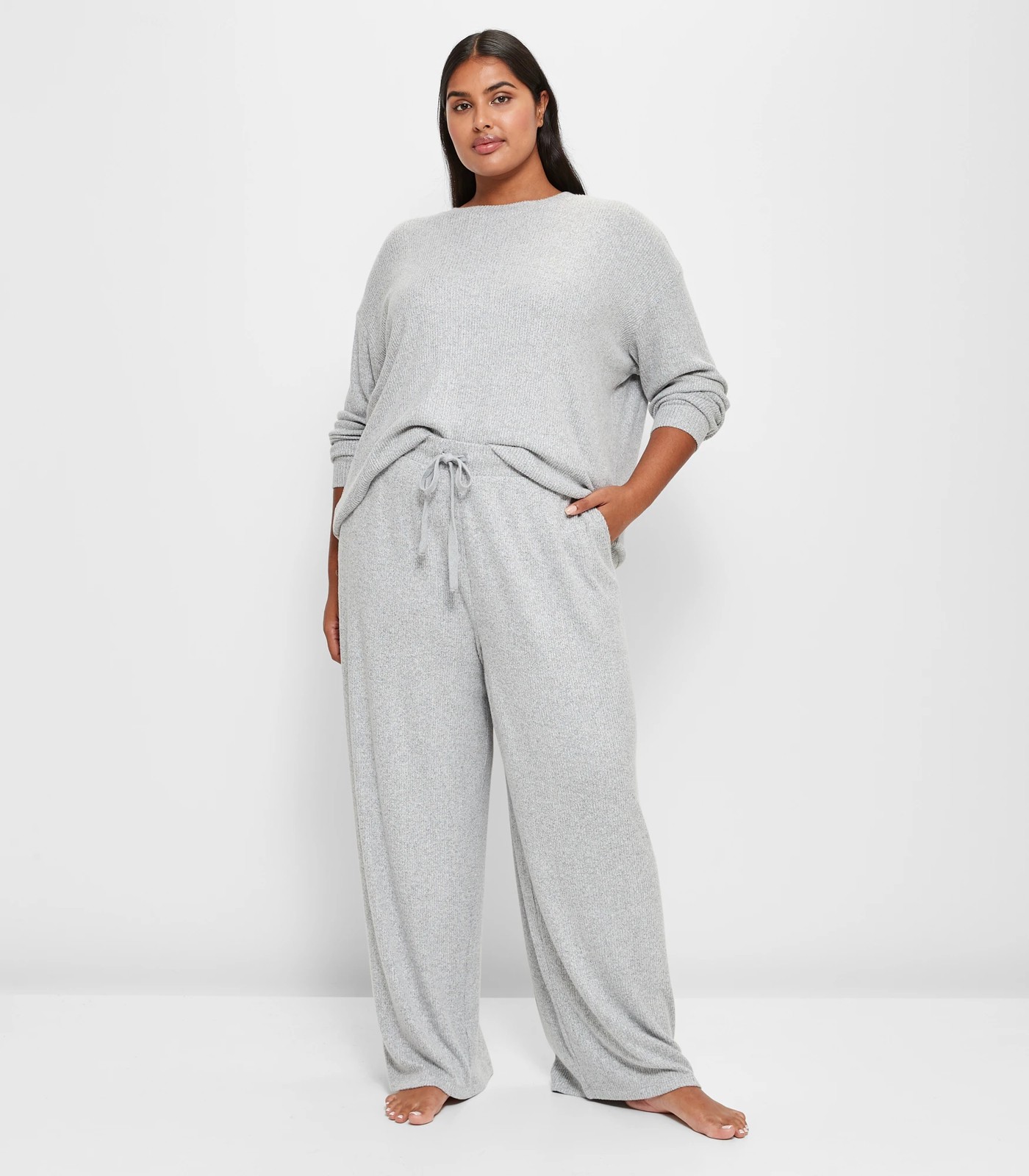 Plus size sleep on sale capris