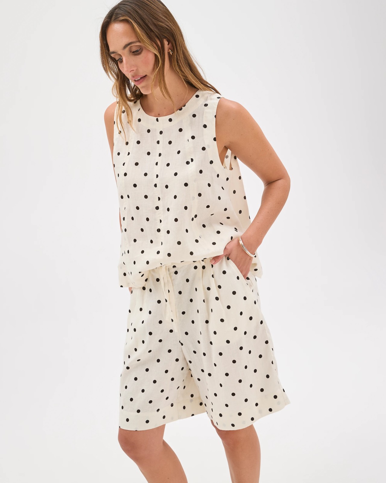 European Linen Bermuda Shorts - Spot Print 4 of 6