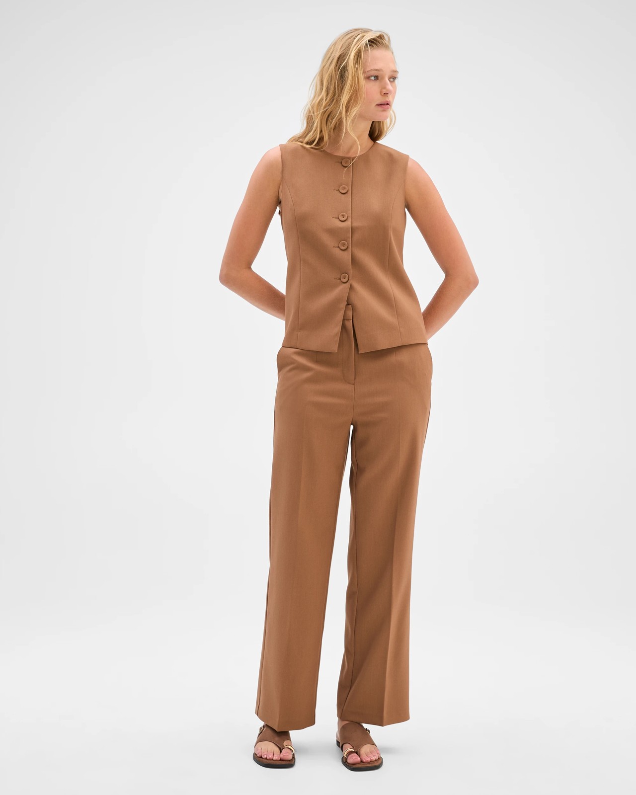 265_72069431_4+265T7206