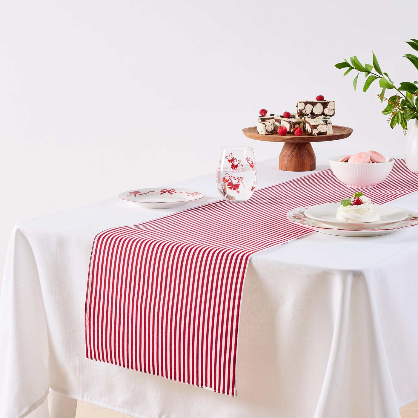 Anko Candy Hearts Table Runner 2 of 6