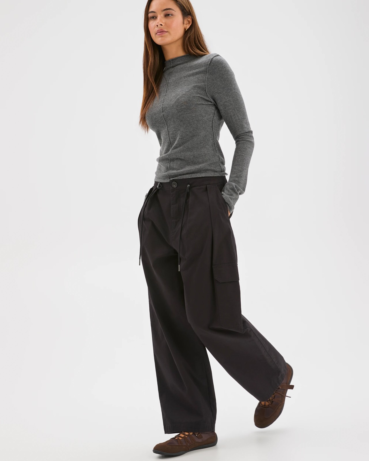 Lily Loves Australian Cotton Contrast Pocket Cargo Pants - Black 3 of 5