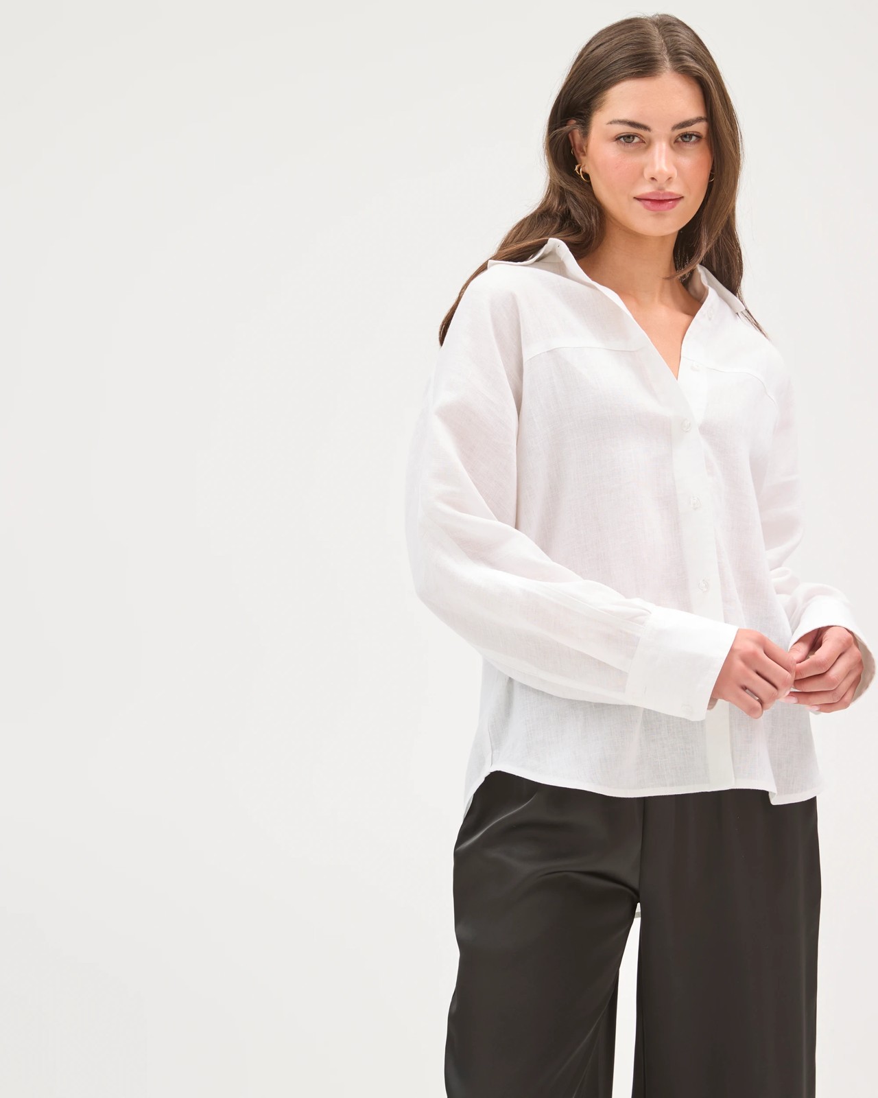 Petites European Linen Seamed Shirt 2 of 5