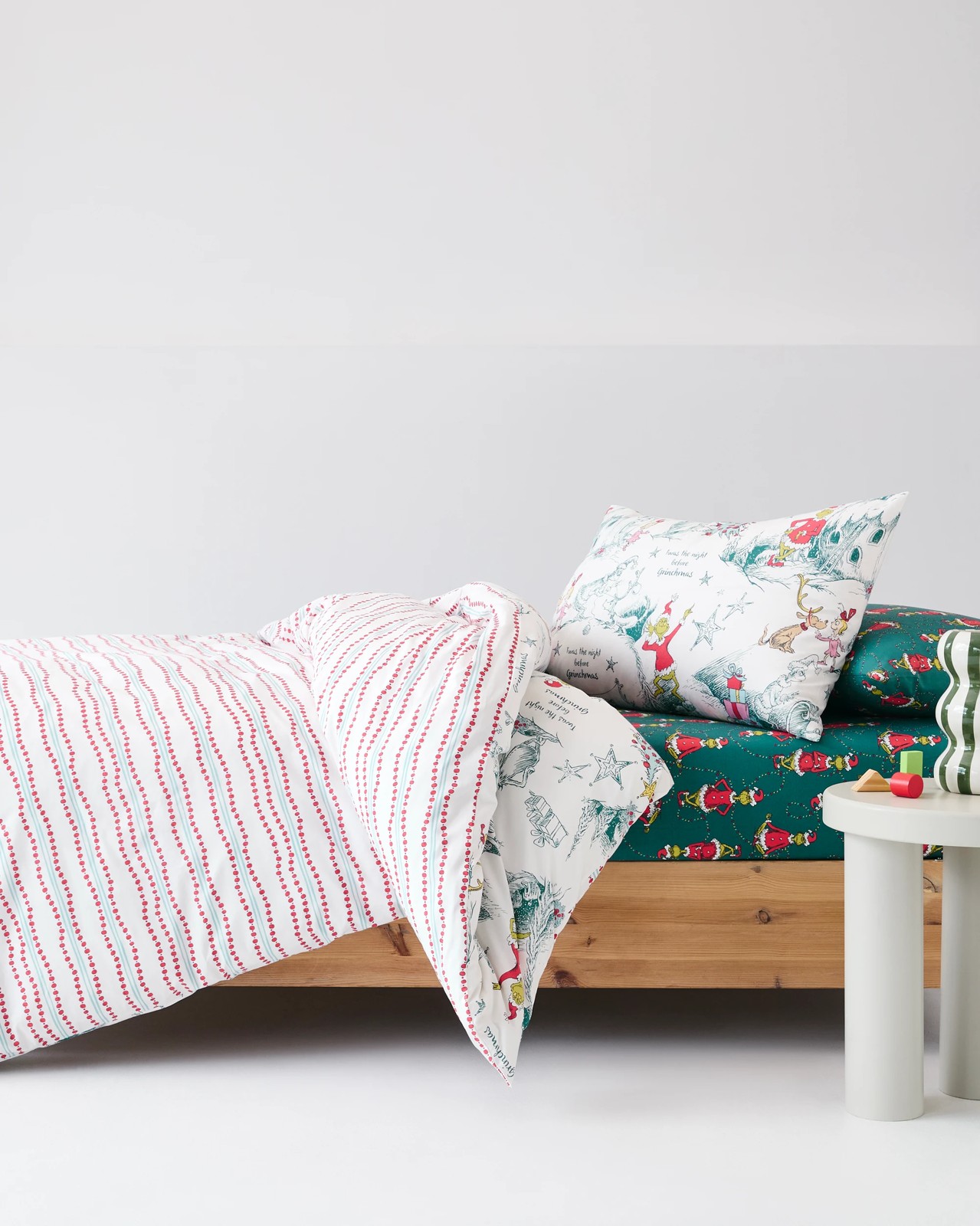 Kids Christmas Grinch Quilt Cover Set 2 of 6