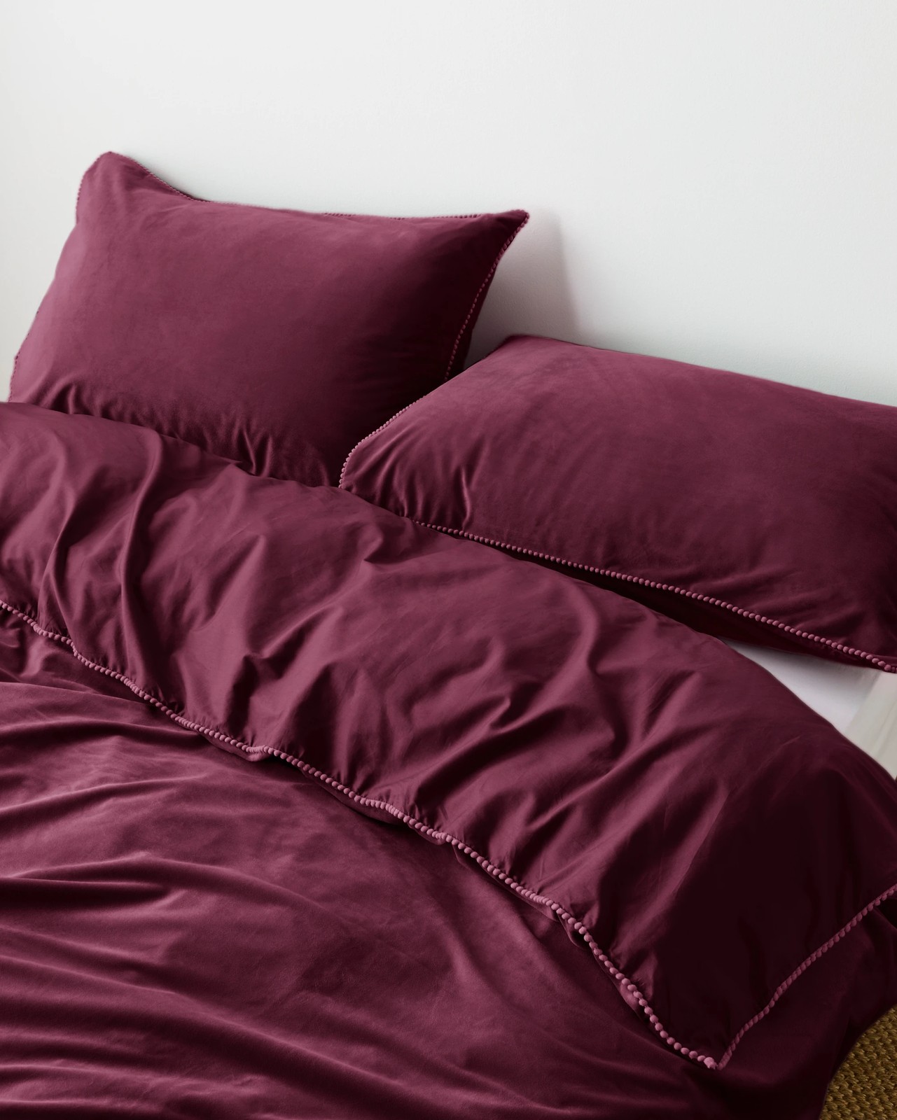 Lacy Velvet Quilt Cover Set - Merlot 2 of 3