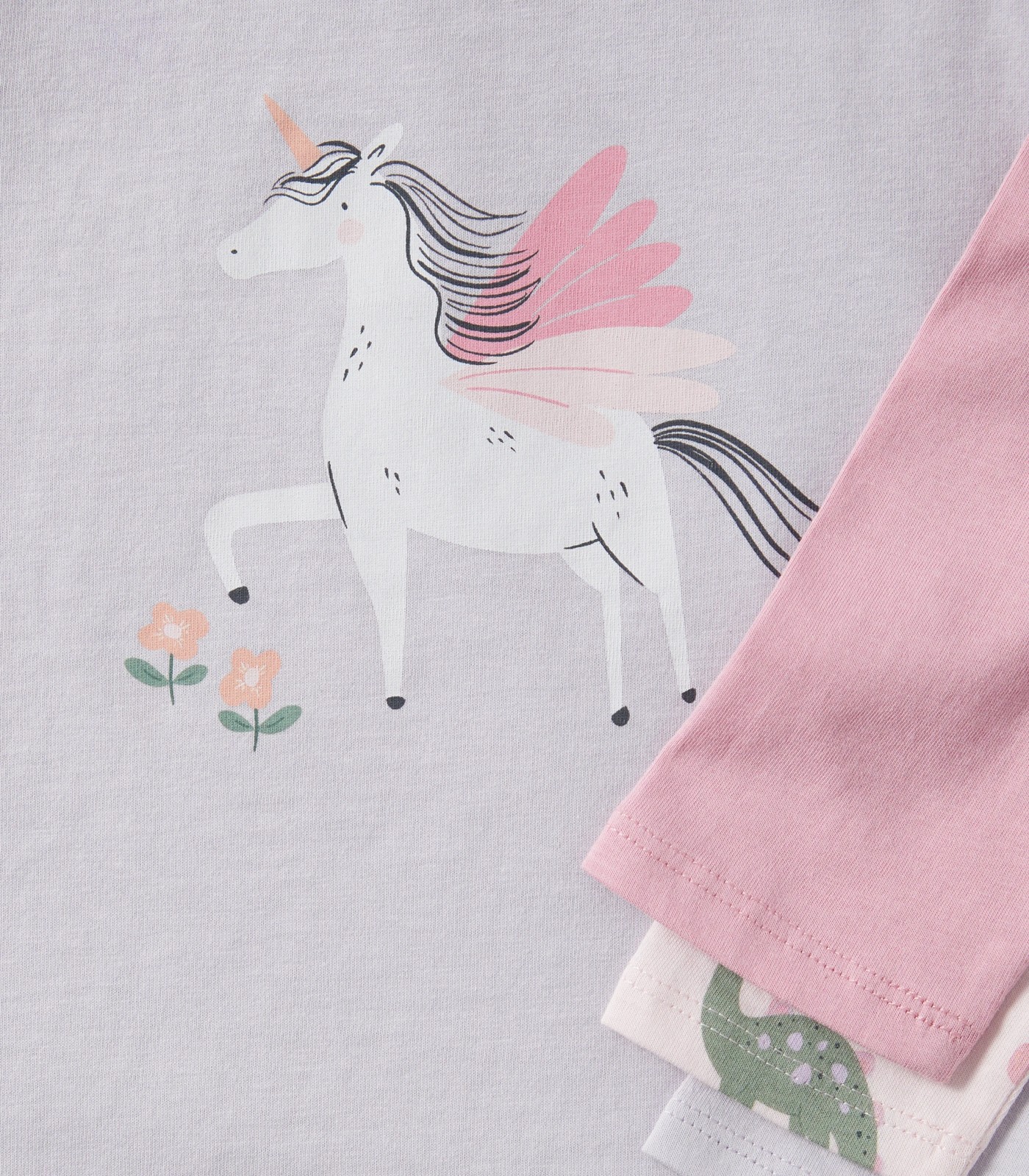 340_67218226_5+22E2C4