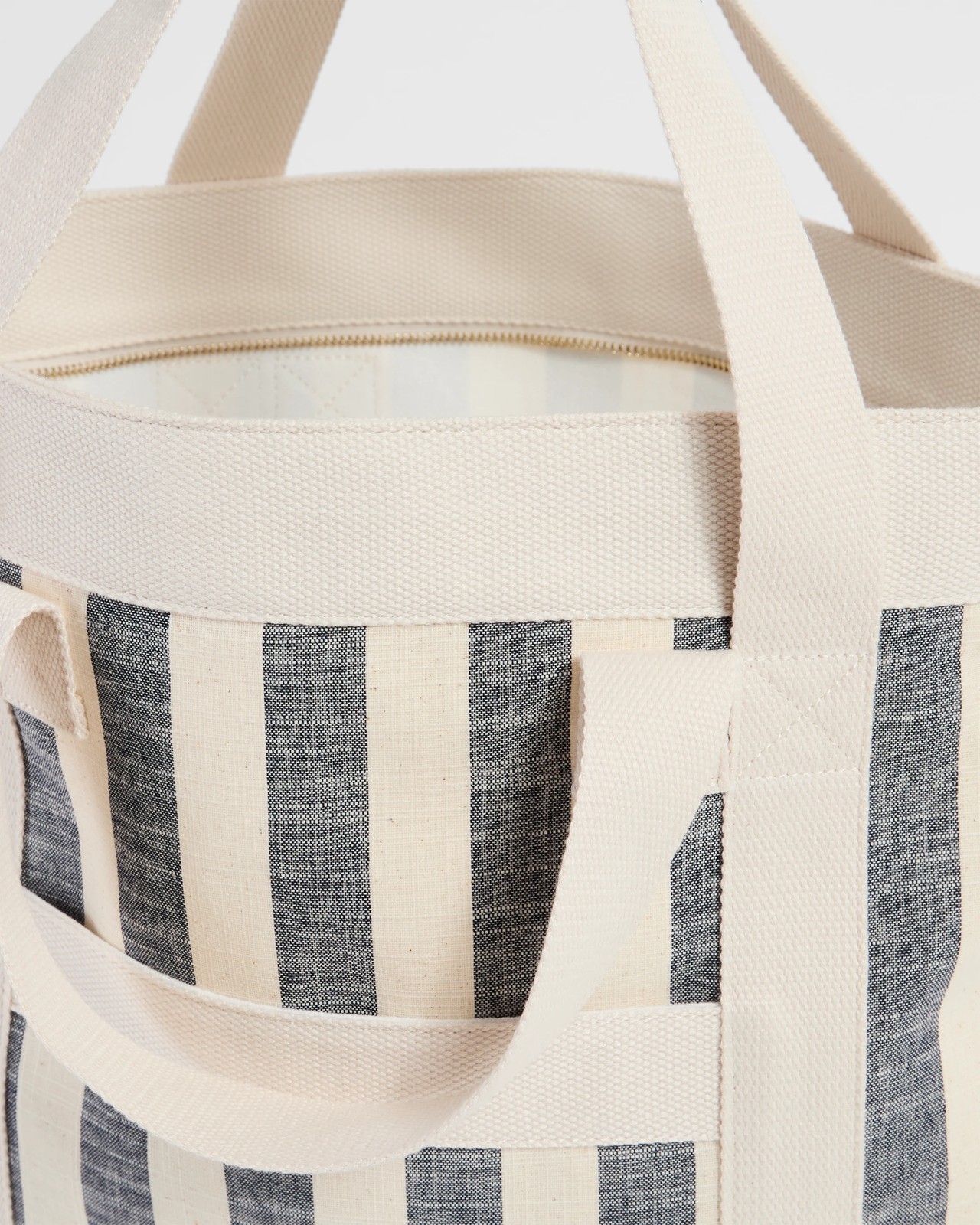 Wide Stripe Beach Tote Bag 2 of 2