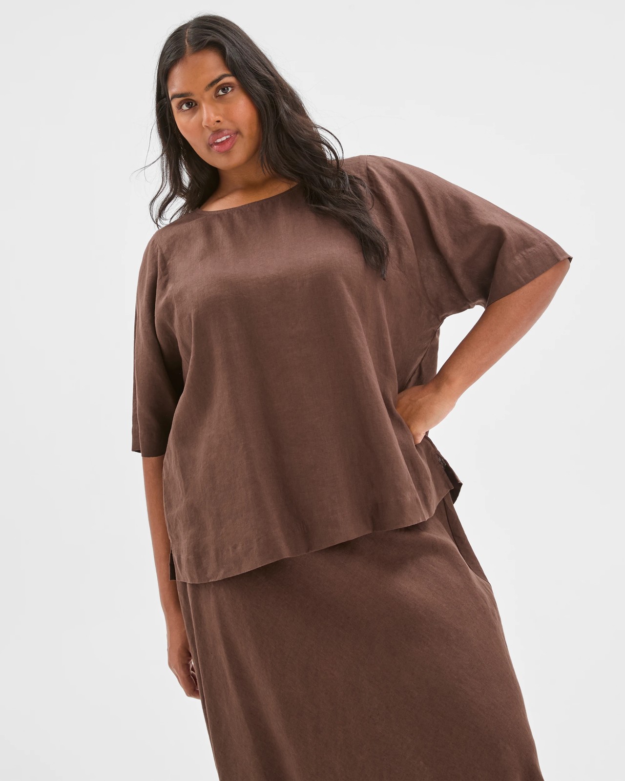 Plus Size European Linen Seam Detail T-Shirt - Coffee Bean 3 of 6
