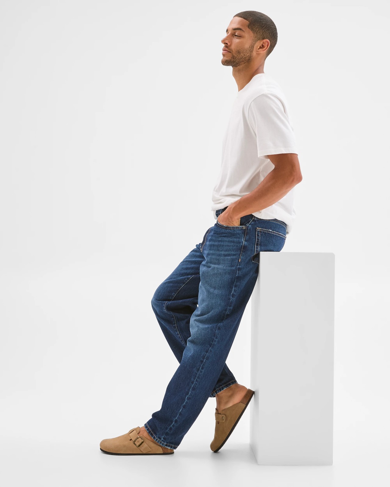 Relaxed Fit Denim Jeans 2 of 6