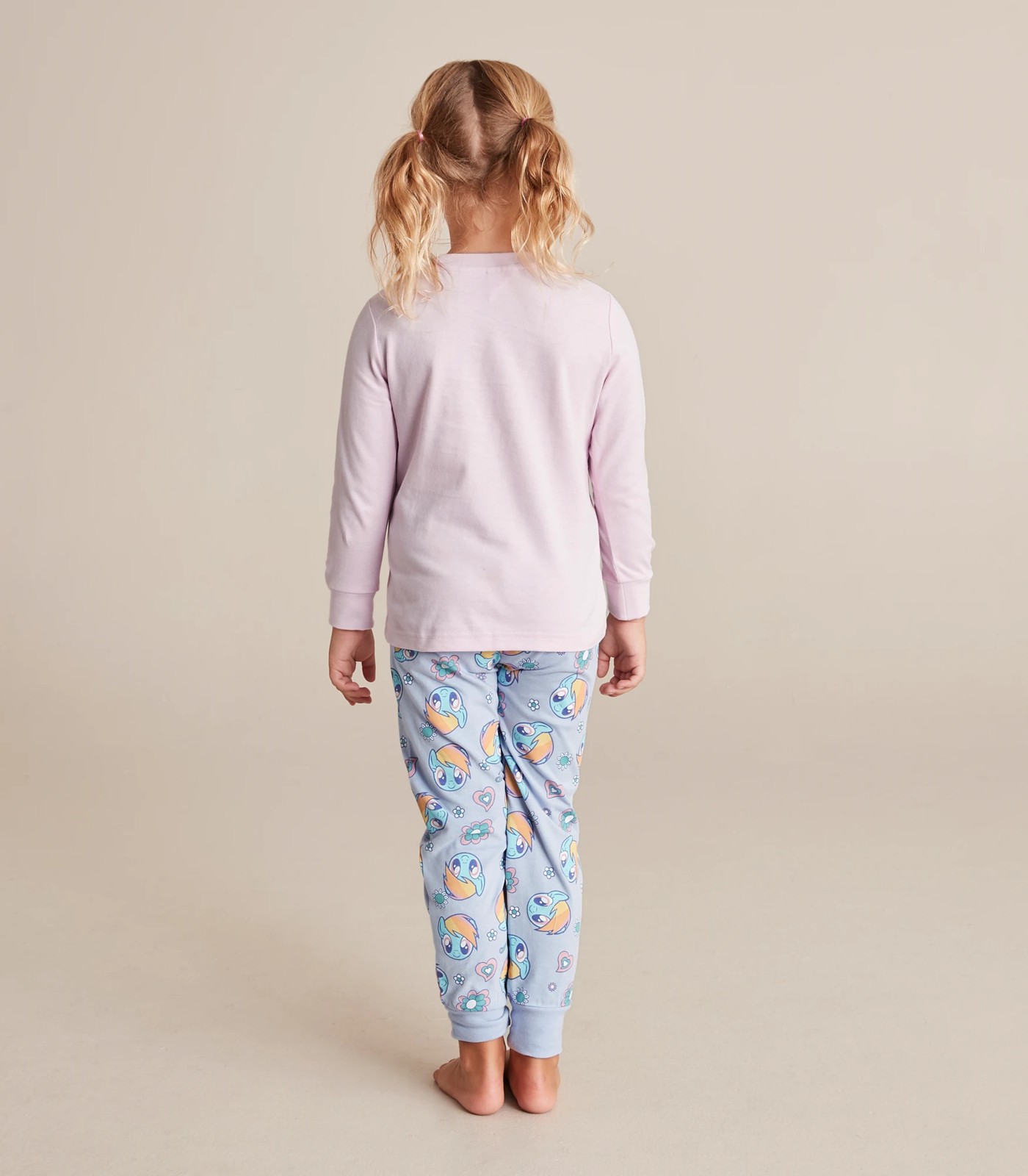 370_67356836_11+238015