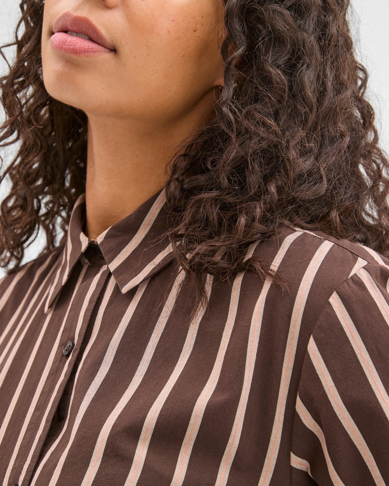 225_72010037_7+225T7201