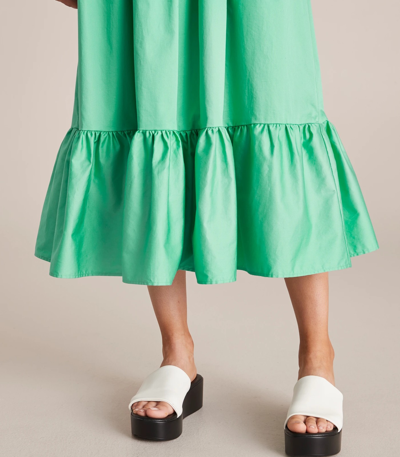 250_67033430_18+22E9AA