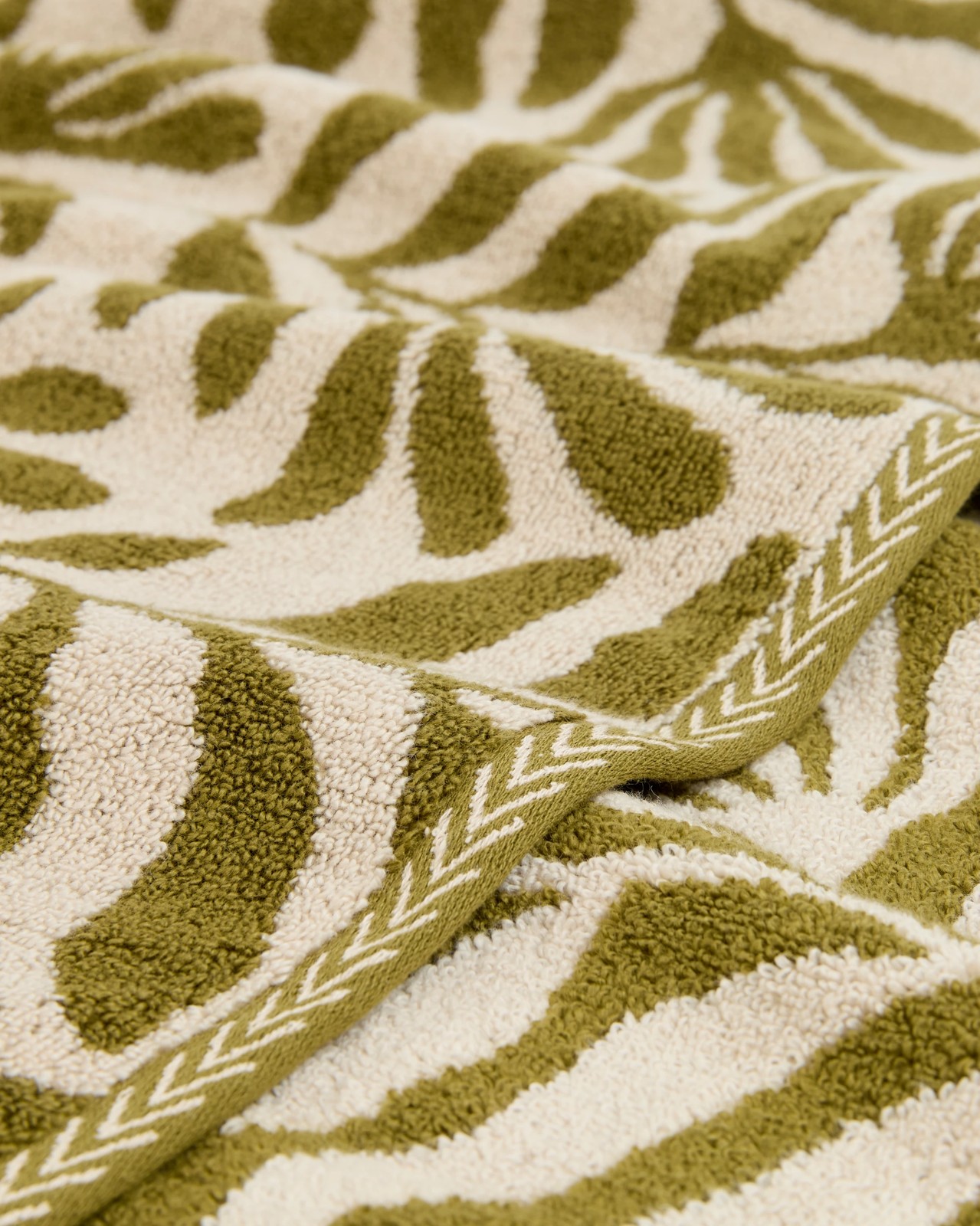 Botanica Australian Cotton Textured Bath Towel - Avocado 2 of 2