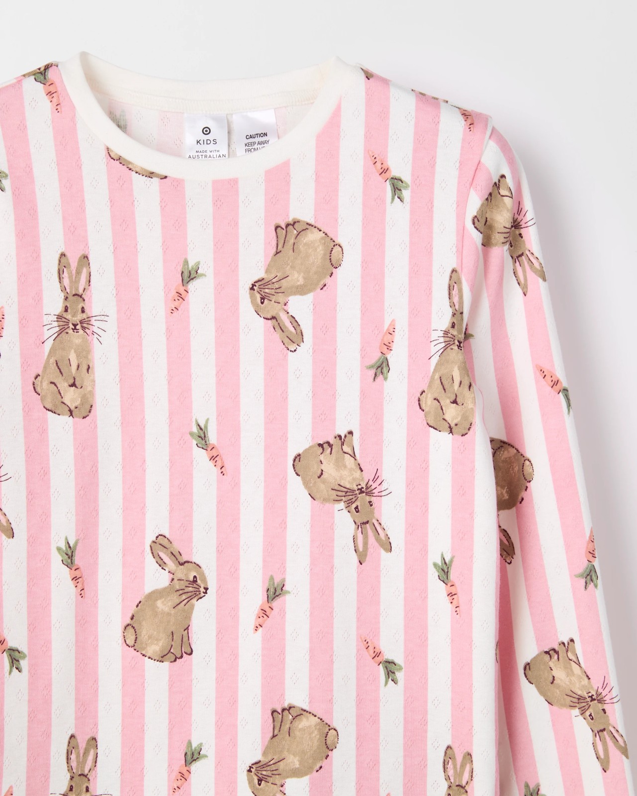 370_72057438_6+370T7205