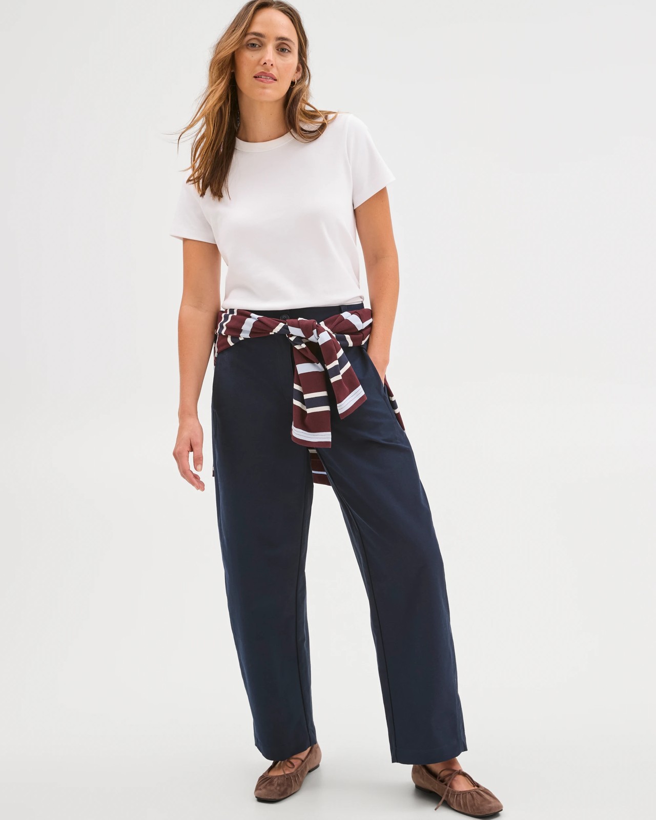 Relaxed Forward Seam Barrel Leg Pants - Ink Navy 3 of 5