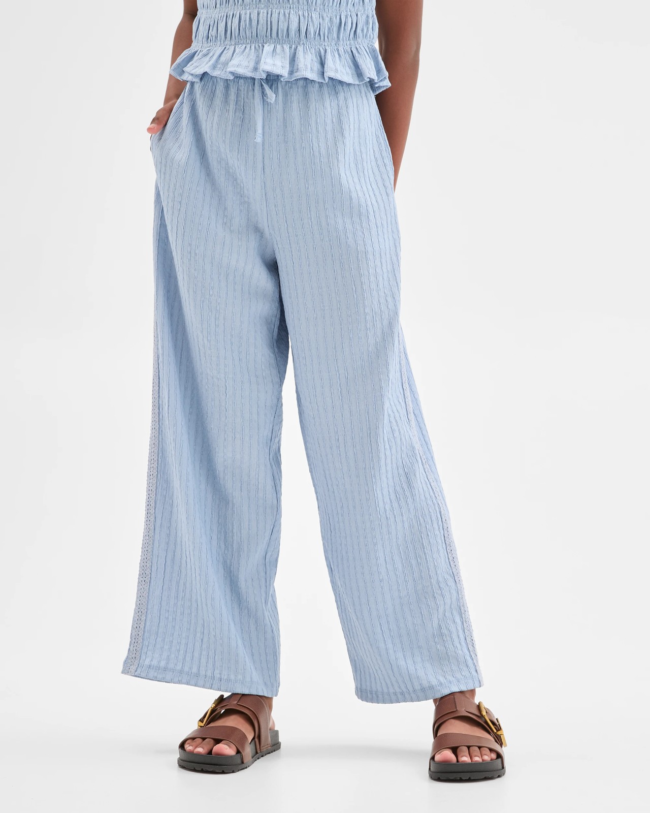 320_71837987_2+320T7183