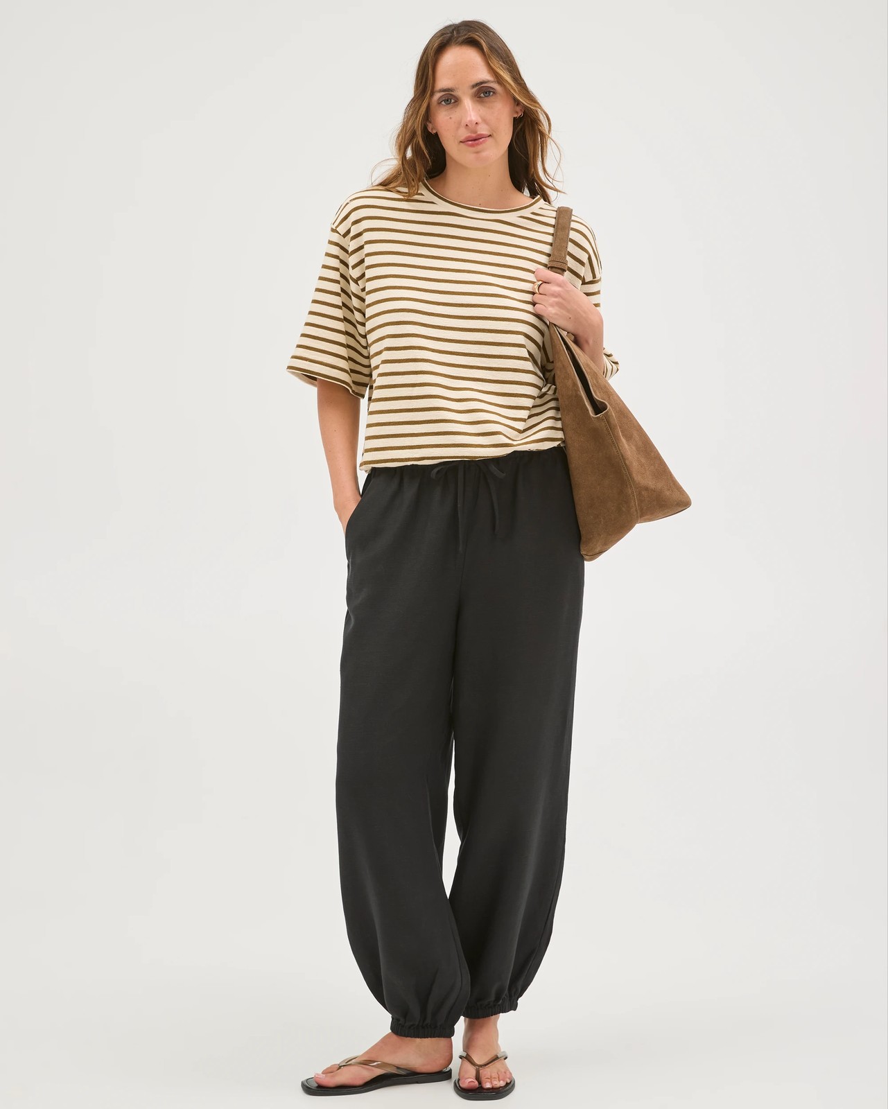 Relaxed Fit Jogger Pants  - Black 2 of 6