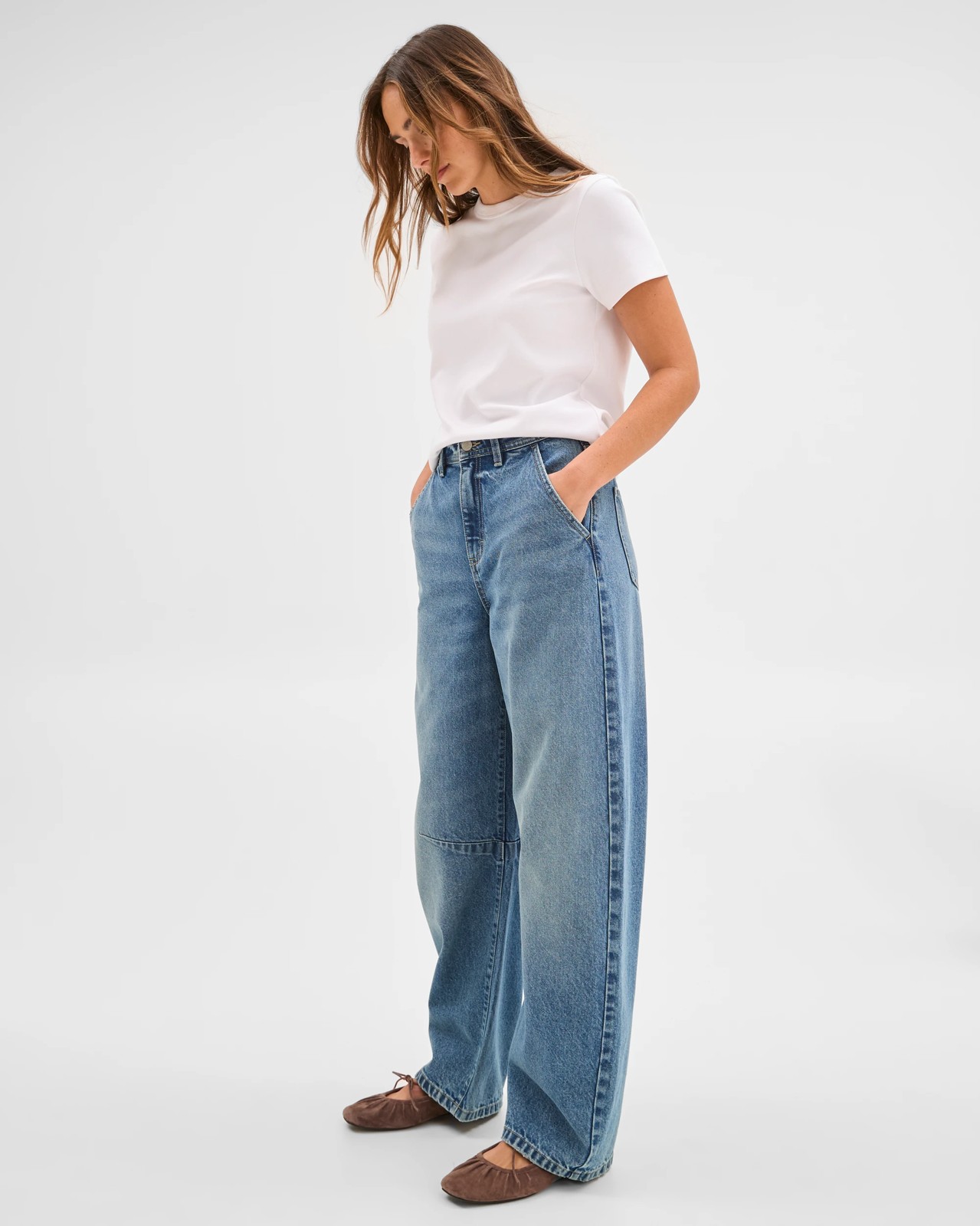 Cate Relaxed Barrel Denim Jeans - Vintage Indigo 4 of 6